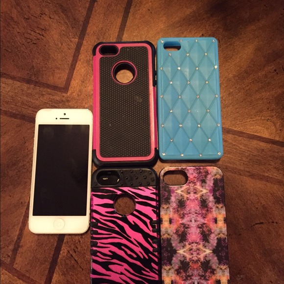 iPhone 5 att and four cases