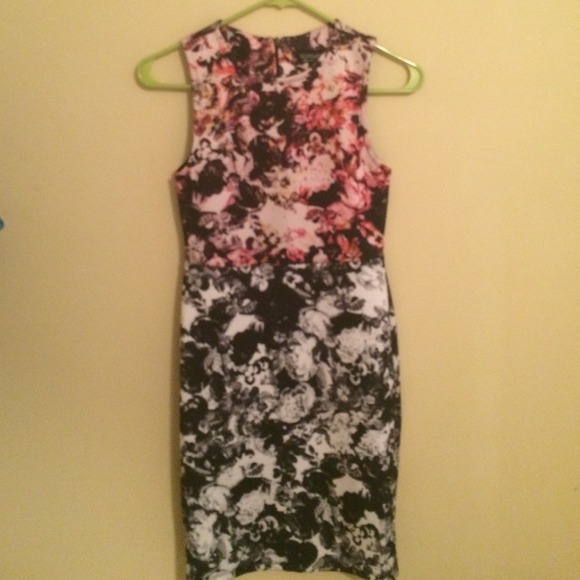 TOPSHOP floral dress