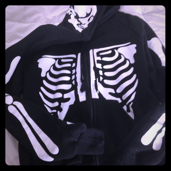 Womens black skull hoodie