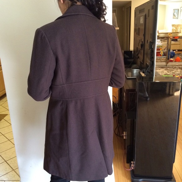 Coat - Picture 3 of 4