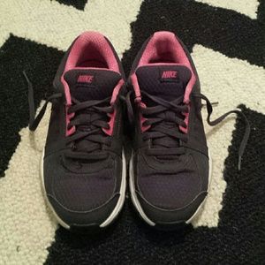 Lightly worn Nike sneakers