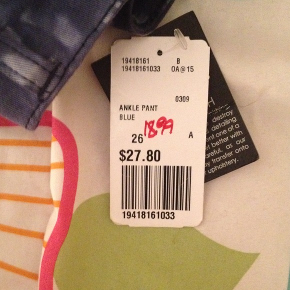 Blue Ankle Jeans - Picture 3 of 3