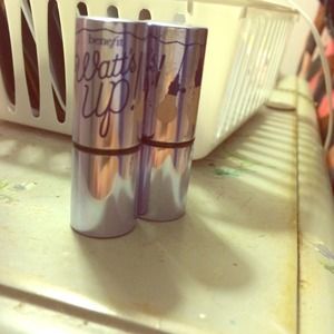 Benefit "watts up" highlighter