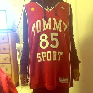 Tommy Hilfiger Vintage jersey 100% authentic