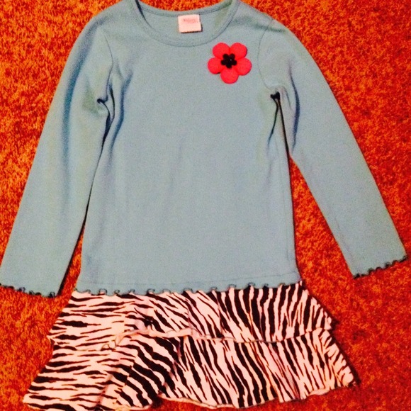 Nearly new Mallory May girls size 6x