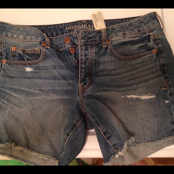 American Eagle Bermuda shorts