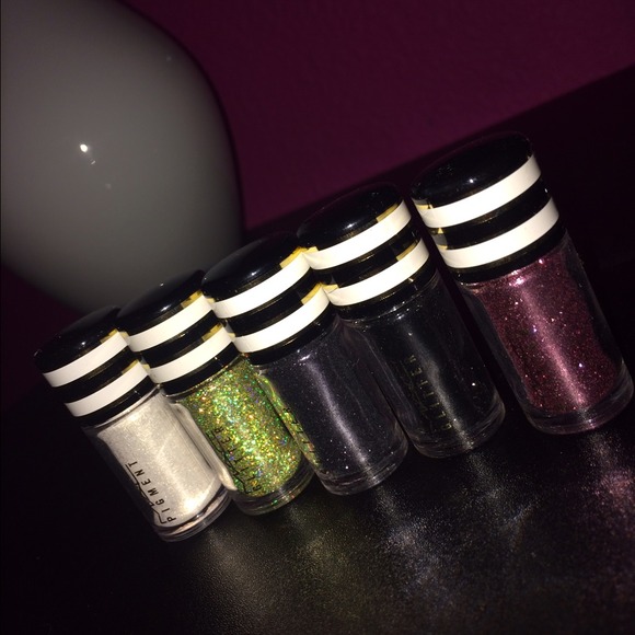 MAC cosmetics pigments