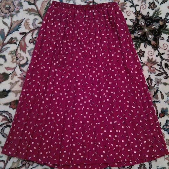Pencil skirt
