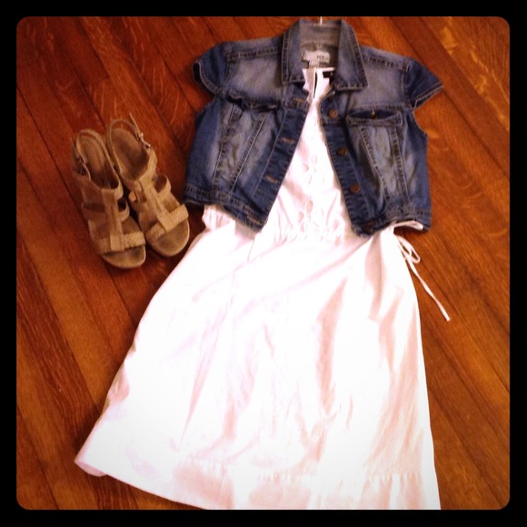 Cute white a.n.a dress!