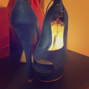blue suede open toe pumps (size 7.5)
