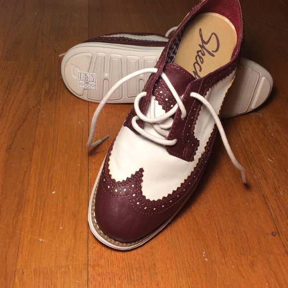 Oxford sneakers