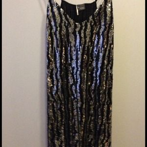 Sleeveless short sequin dress