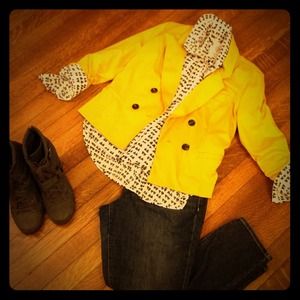 Chic Charlotte Russe Mustard Yellow/Maze blazer!