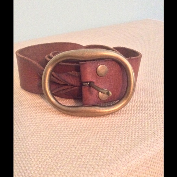 light brown leather belt