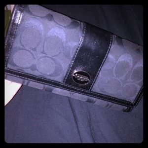 **Authentic Coach wallet**