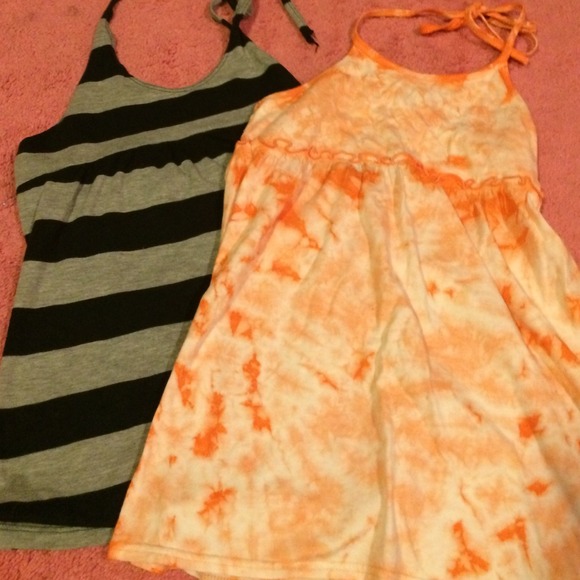 Tank top bundle!!🎽 - Picture 3 of 4