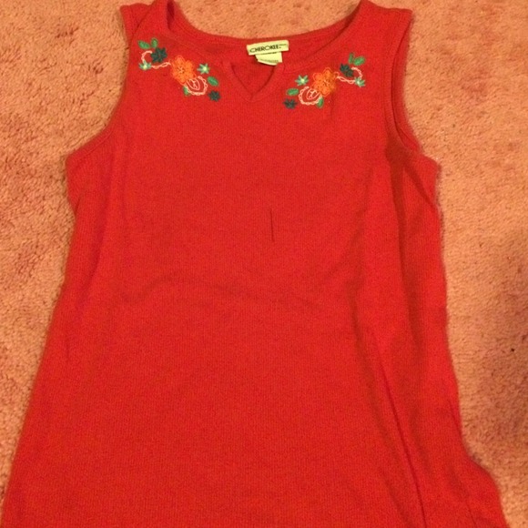 Tank top bundle!!🎽 - Picture 4 of 4