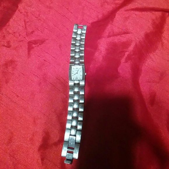 Ladies Fossil watch - Picture 1 of 4