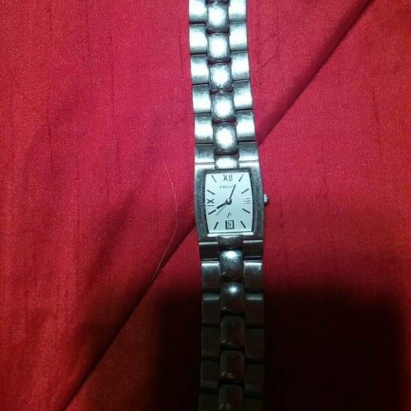 Ladies Fossil watch - Picture 2 of 4