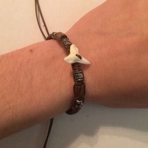 Cute Shark Tooth bracelet!