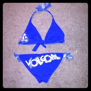 Volcom bikini!