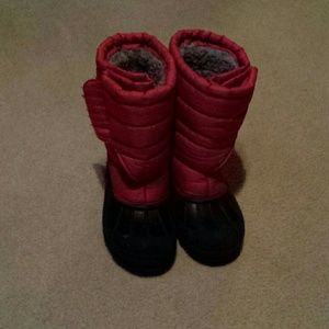 Boys snow boots size 1