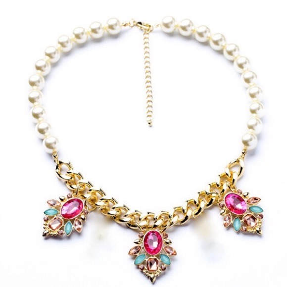 Necklace - Picture 1 of 3