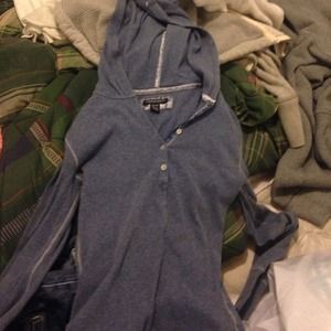 American eagle long sleeve shirt with hood