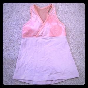 Lululemon top