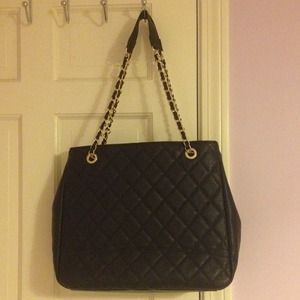 Forever 21 Black & Gold Chain Purse