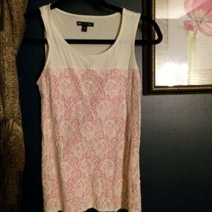 Gap pink and tan top