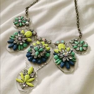 Statement necklace