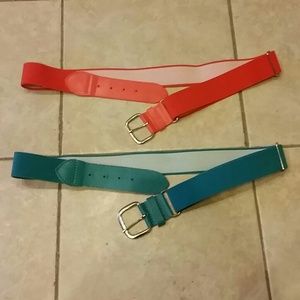 Lot of 2 elastic baseball belts