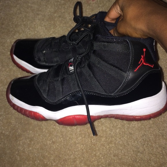 bred 11s .