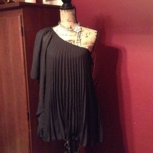 Off the shoulder flowing tunic