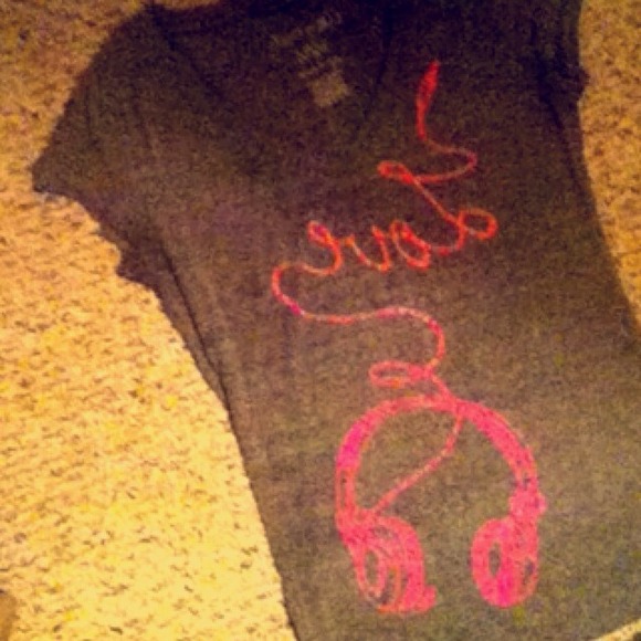 Aero T-Shirt w/ words and design.
