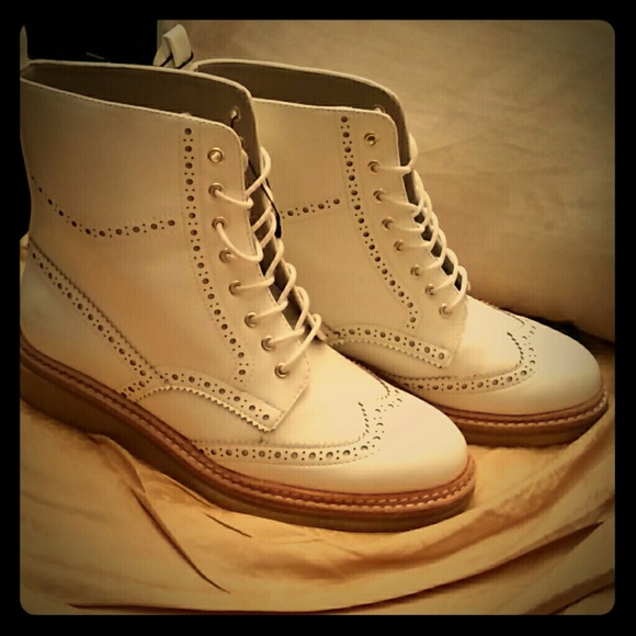 white oxford boots - Picture 1 of 4