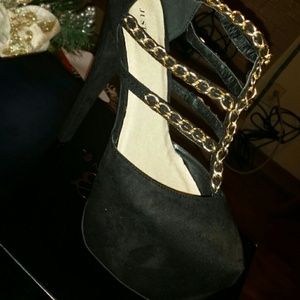Pumps heels
