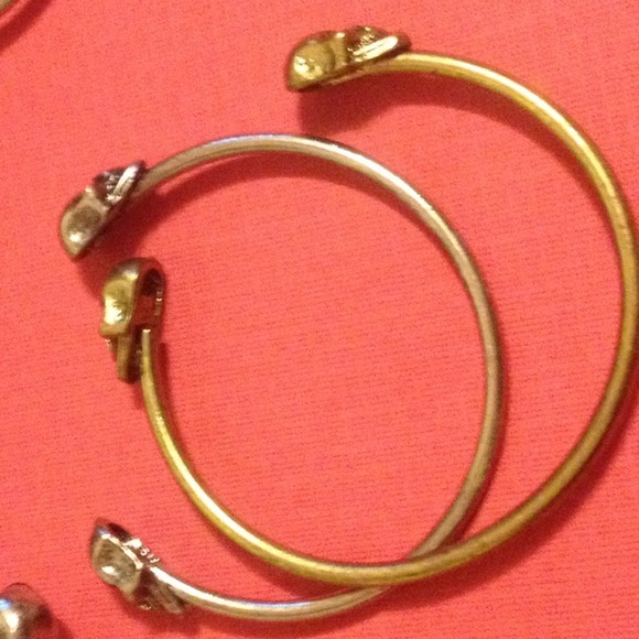 Skull cuffs - Picture 3 of 4