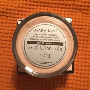 💋REDUCED💋 Ivory .5 Mineral Foundation