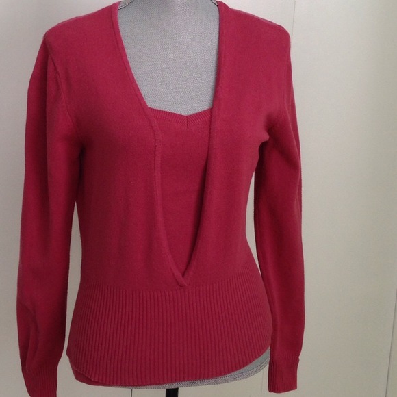 Monterey Bay sweater set. - Picture 3 of 4