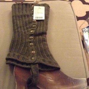 Anthropologie 100% lambswool leg warmers