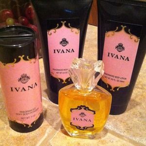 Vintage Ivana Parfum, Powder, Shampoo, Lotion
