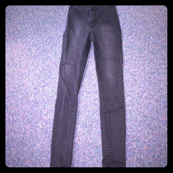 Bullhead black uber high waisted jeans size 3