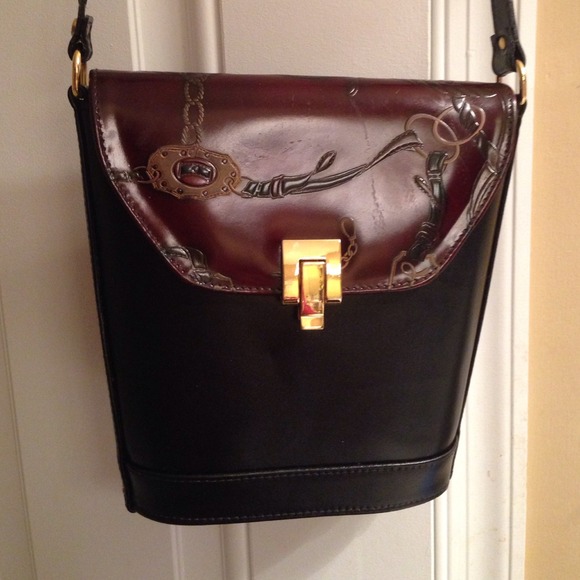 Genuine leather made in Italy