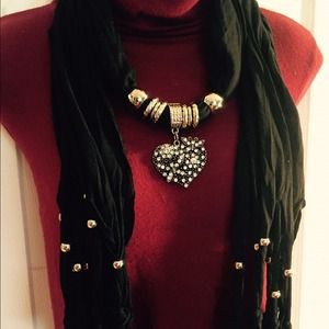 New beautiful Black Scarf with heart bling