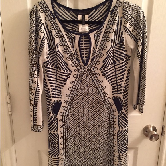 BCBG white and navy printed sweater dress