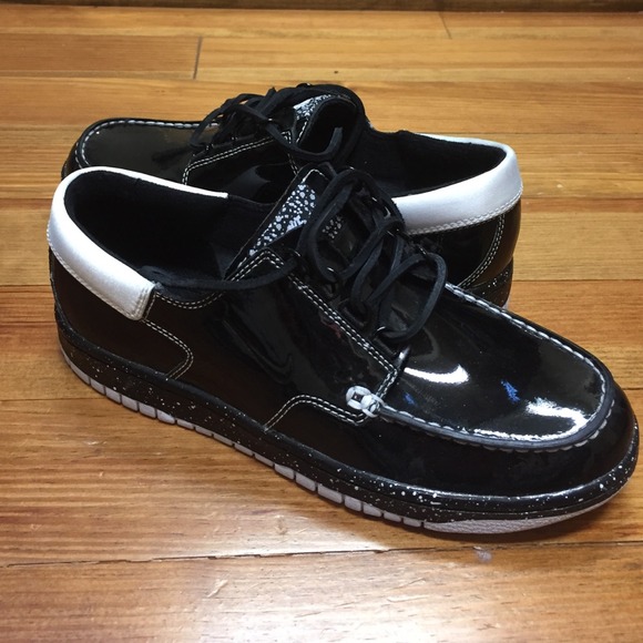 Nike! Brand New, never worn size 8.5