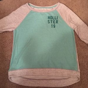 Holister sweatshirt