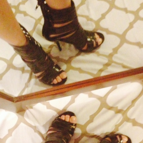 SOLD!!!!   SOLD!!! - Picture 2 of 4